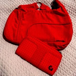 NWOT Gravis purse with Wallet